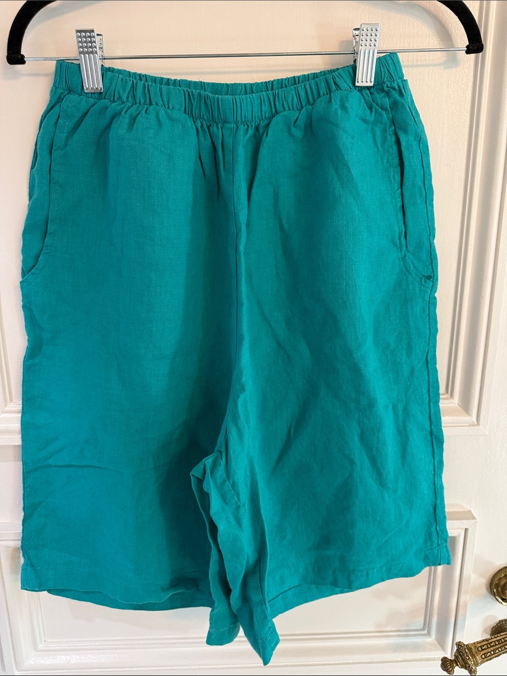 NWOT FLAX Teal Elastic Waist Linen Shorts– size small (186)